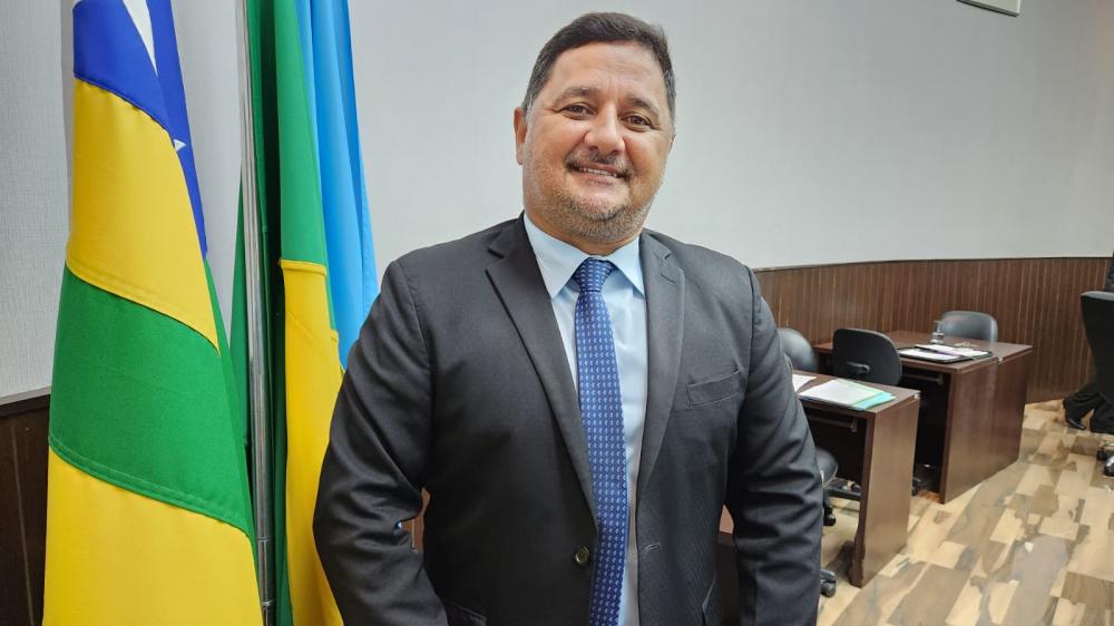 Vereador Marcelo Meireles pensando na segurança dos estudantes Foto: Graciliano Candido