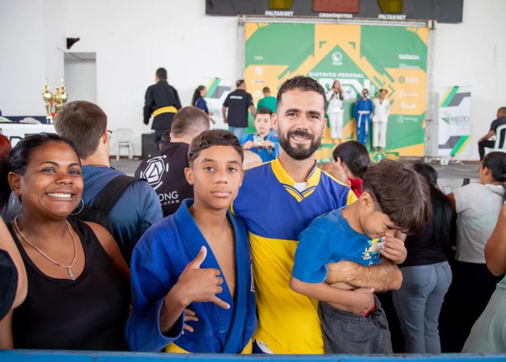 Ginásio do Cruzeiro sedia competição de Jiu-Jitsu com mais de mil atletas