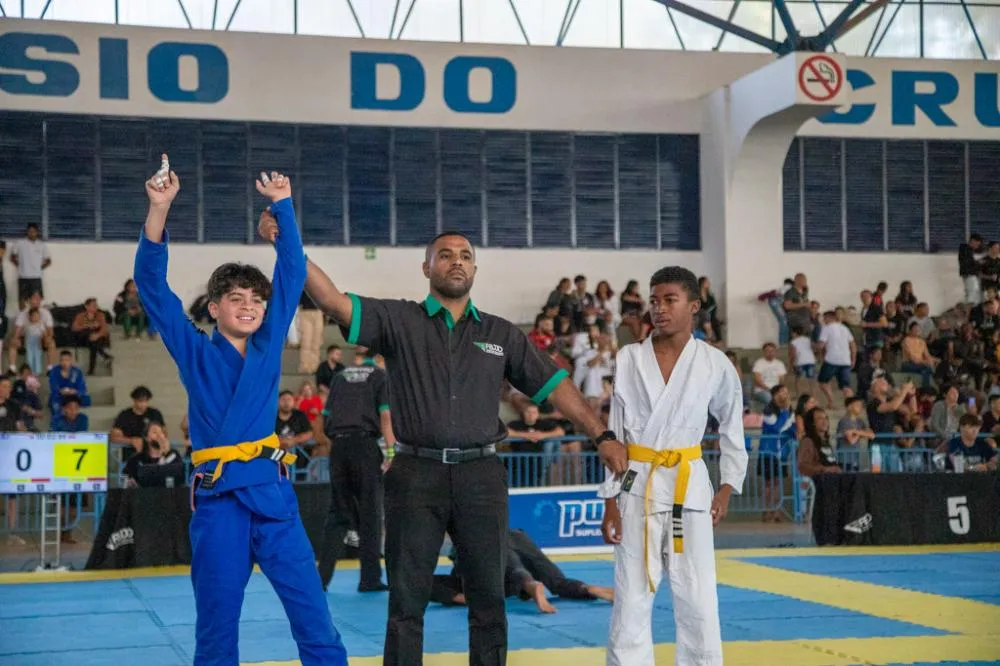 Ginásio do Cruzeiro sedia competição de Jiu-Jitsu com mais de mil atletas