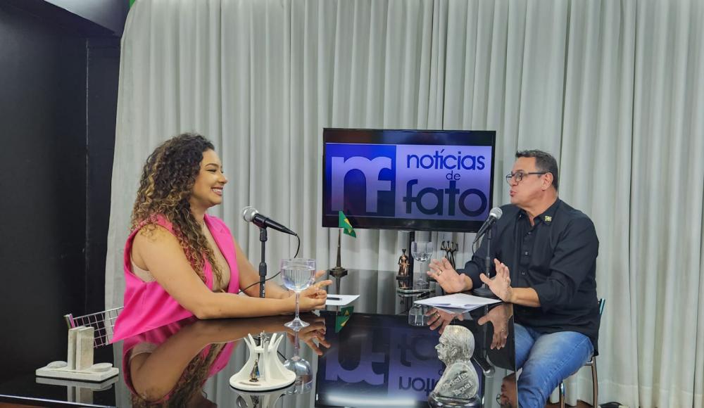 Bastidores da entrevista com a jornalista e radialista Isabella Vieira