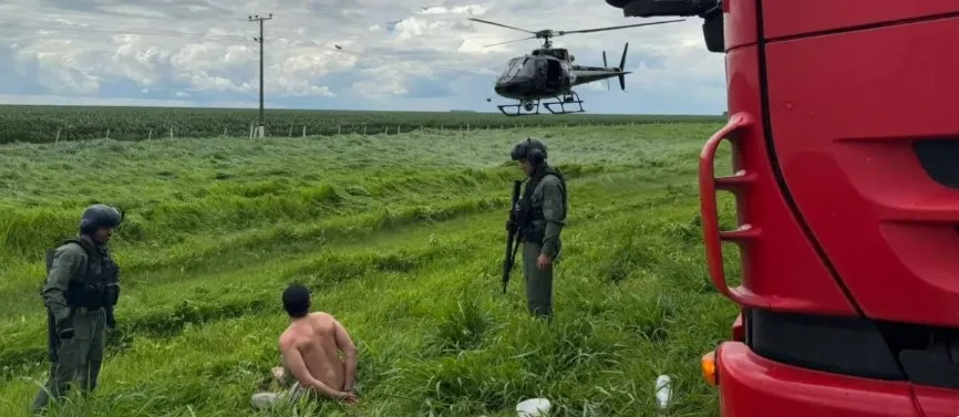O suspeito foi interceptado pelo helicóptero da Polícia Civil Foto: Reprodução