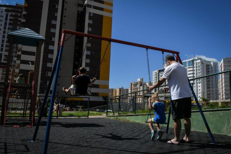 Objetivo é conscientizar sobre direitos e obrigações dos pais. Foto de André Borges/Agência Brasília